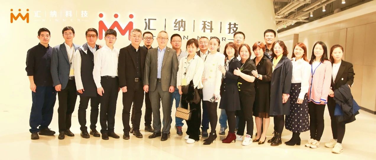 ��ŷ��ѧԺѧԱʵ�زη���8ͷ�����Ψһ�ٷ���վ��Ϸ�Ƽ�̽ѰAI���������ʵ��