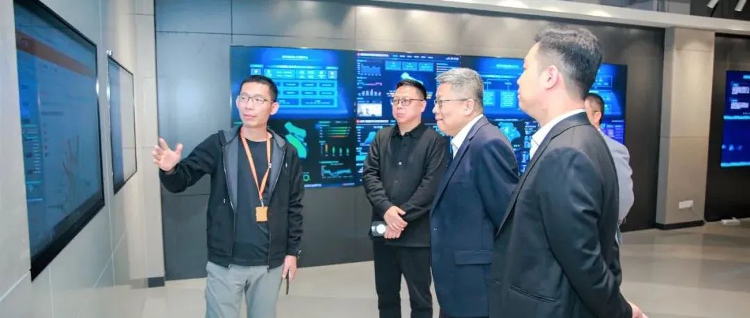 �Ϻ��˹������о�Ժһ�е�����8ͷ�����Ψһ�ٷ���վ��Ϸ�Ƽ����е���